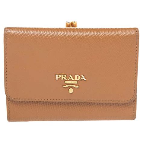 prada trifold wallet